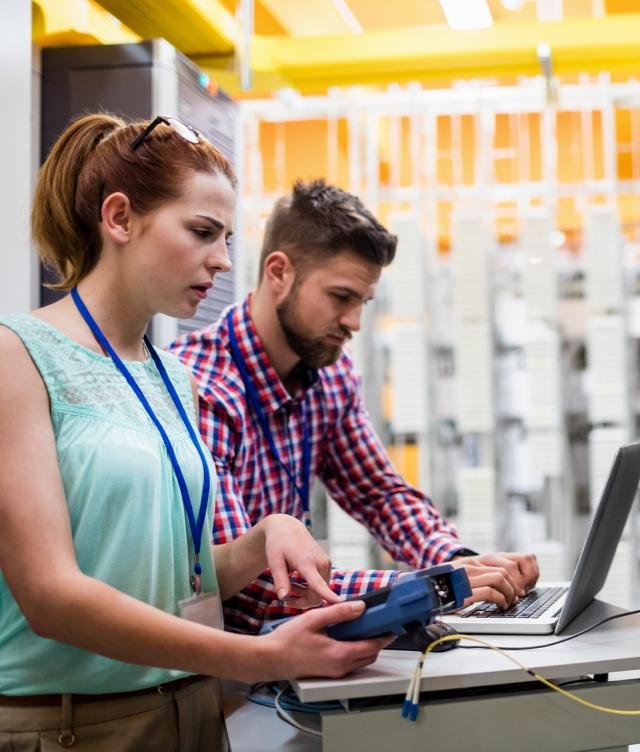 Fleet Manager Driver & Vehicle Tracking Trimble Transportation